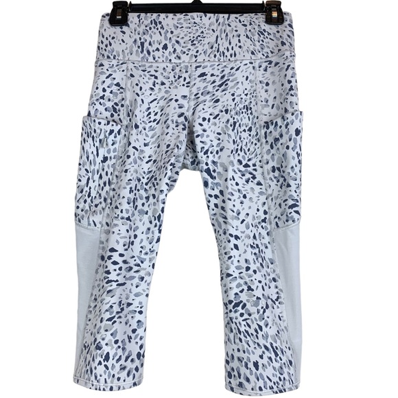 Athleta Spotty All In Crop High Rise Capri Leggings Foggy Grey - Picture 4 of 11